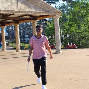 Meet your Posher, Feroz